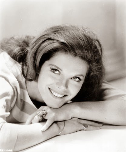 Samantha Eggar