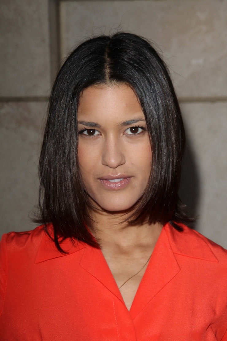 Julia Jones