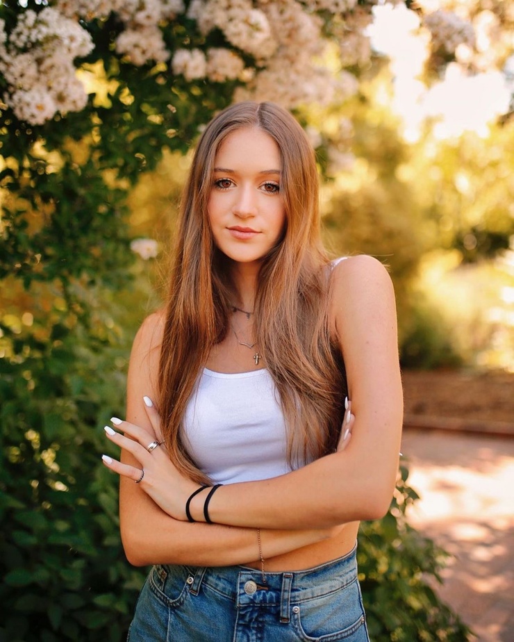 Riley Lewis