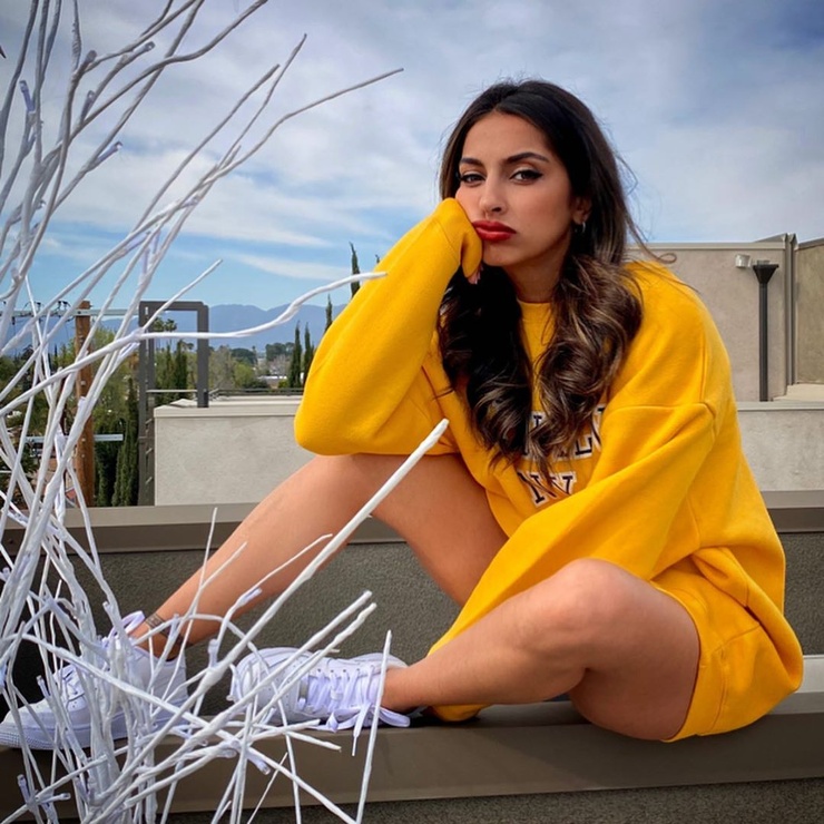 Simmi Singh Simmi Singh