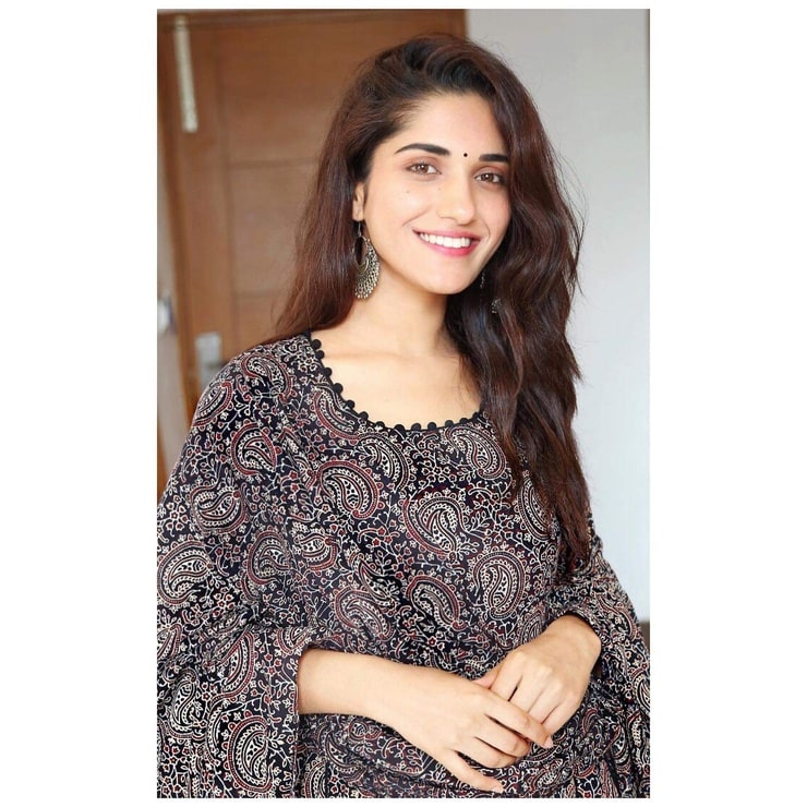 Ruhani Sharma Ruhani Sharma