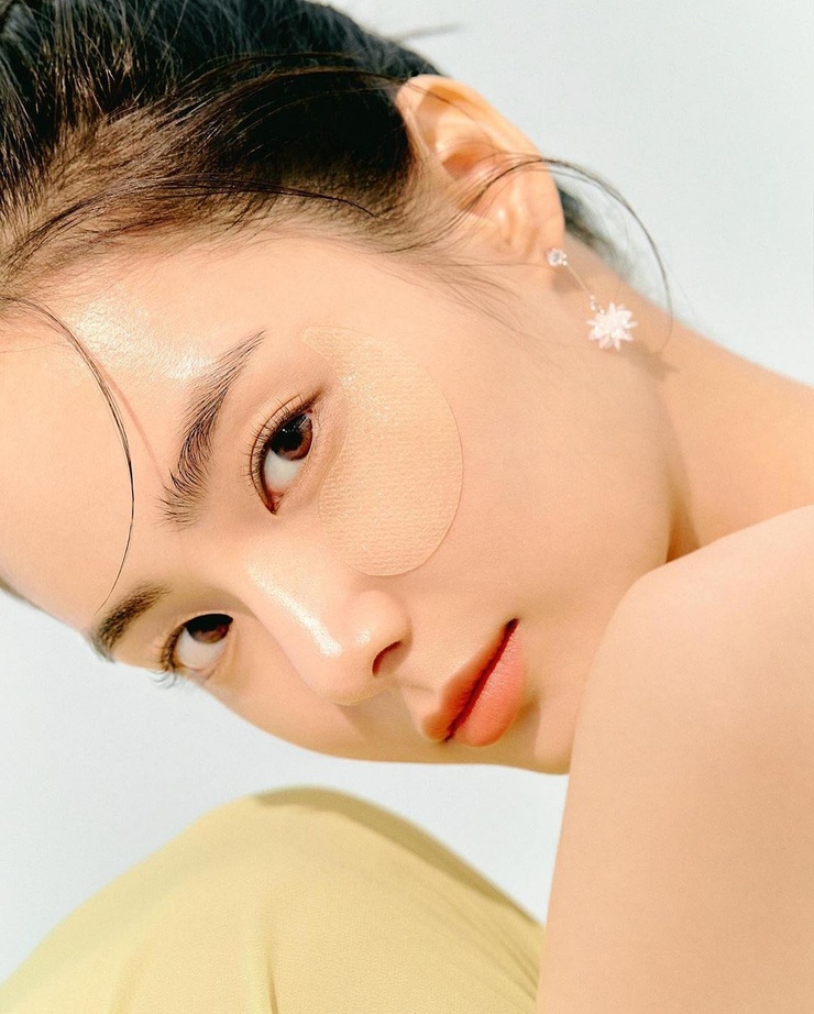 Suzu Hong Suzu Hong