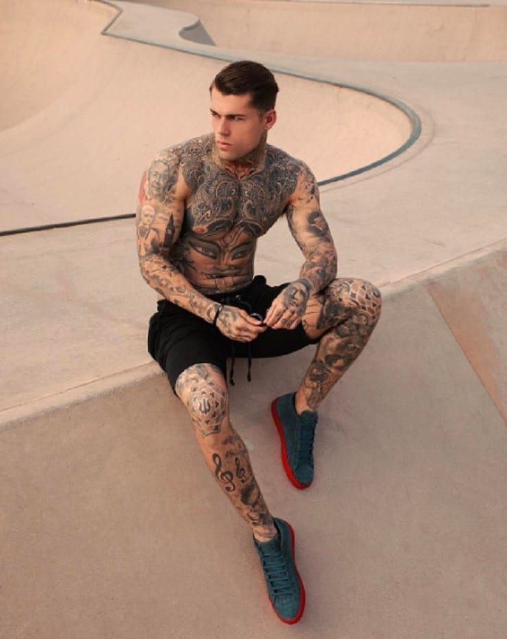 Stephen James (Model)