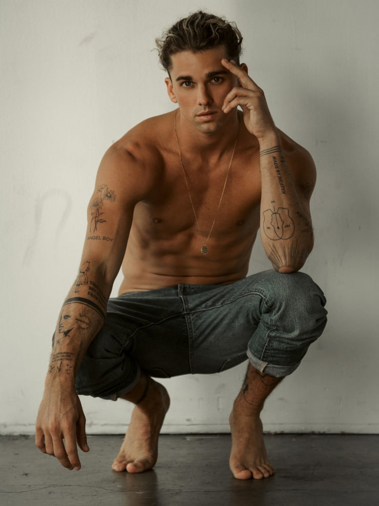 Jay Alvarrez