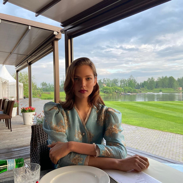 Alesya Kafelnikova Alesya Kafelnikova