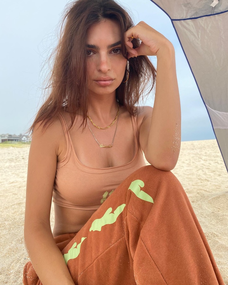 Emily Ratajkowski Emily Ratajkowski