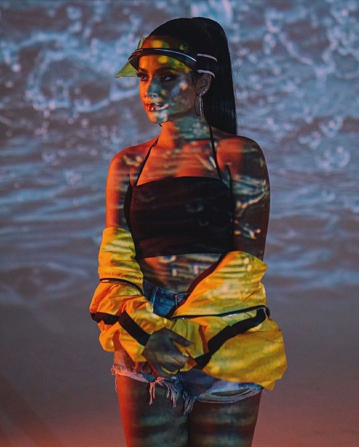 Becky G.