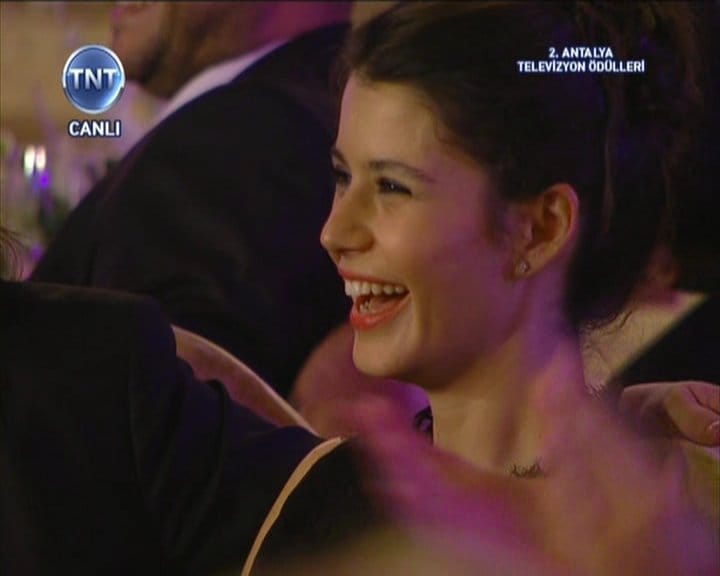 Beren Saat Beren Saat