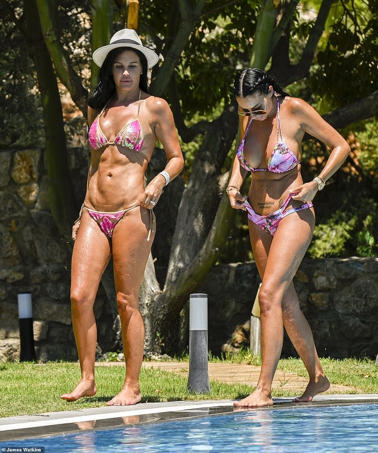 Danielle Lloyd Danielle Lloyd