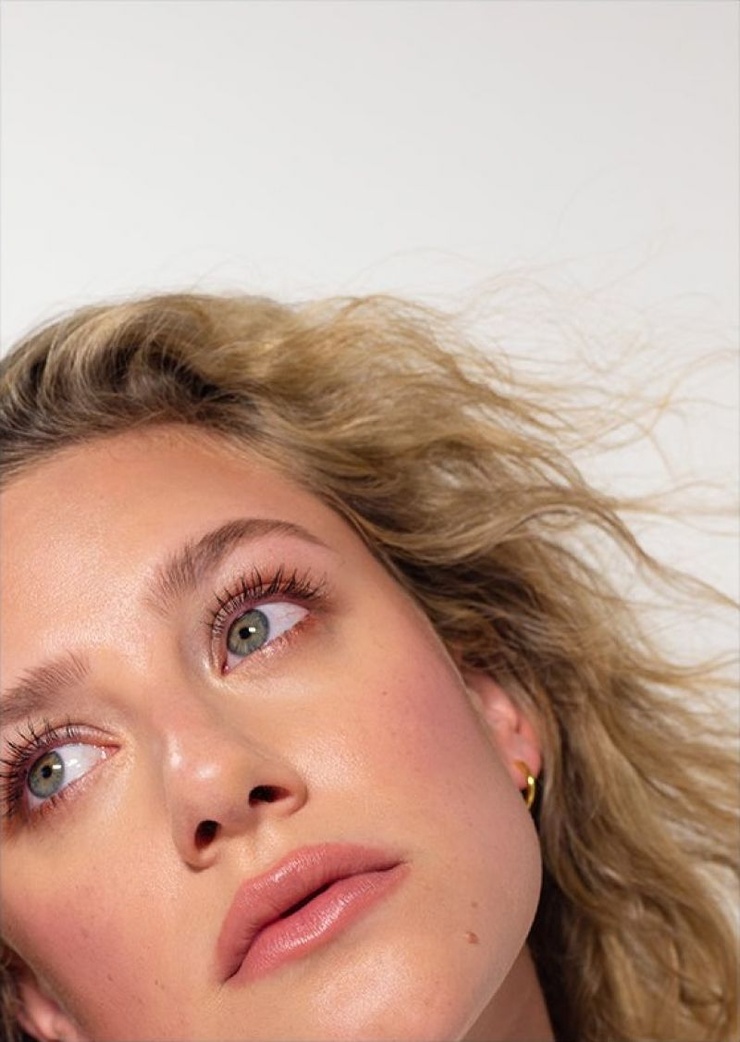 Lili Reinhart
