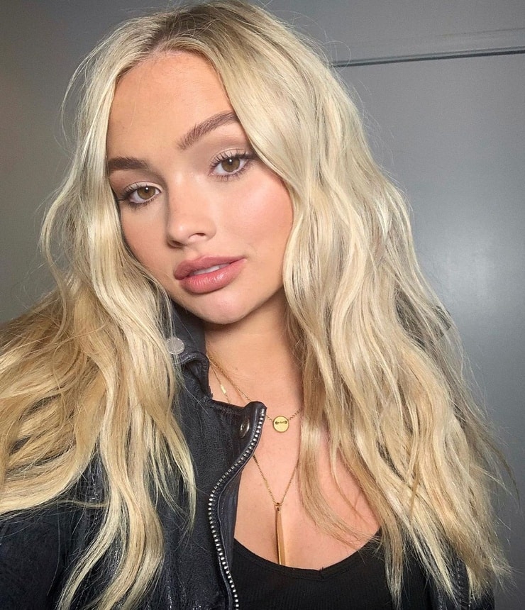 Picture of Natalie Alyn Lind