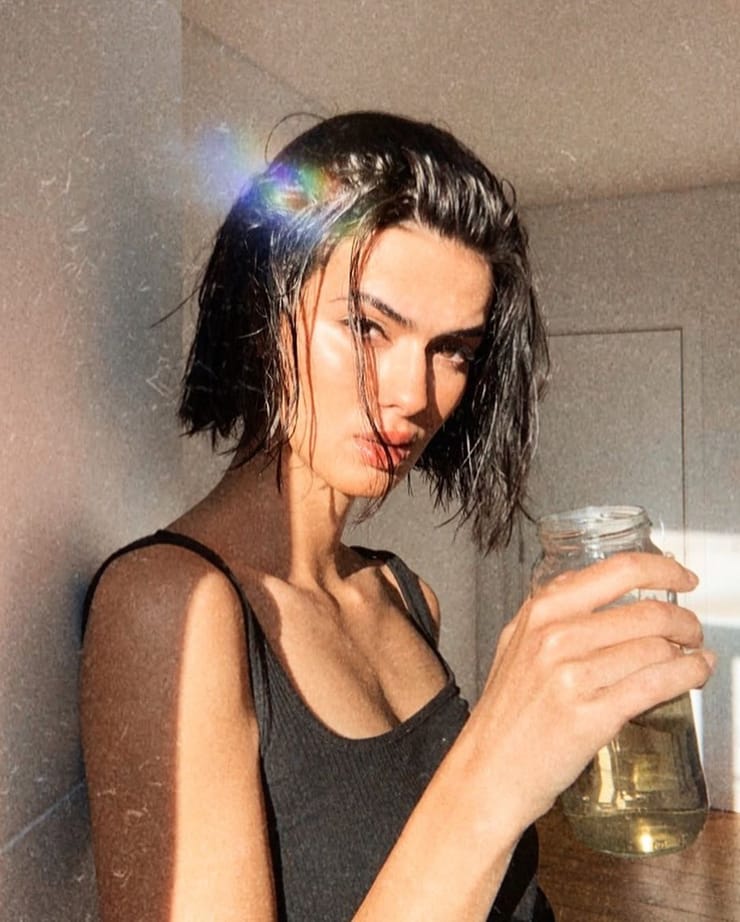 Vitória Mota Vitória Mota