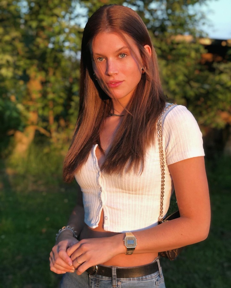 Saskia Schrijer Saskia Schrijer