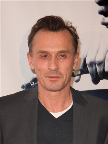 Robert Knepper