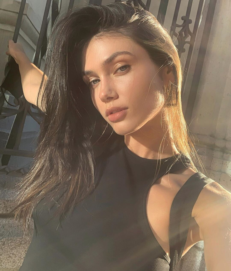 Vika Bronova
