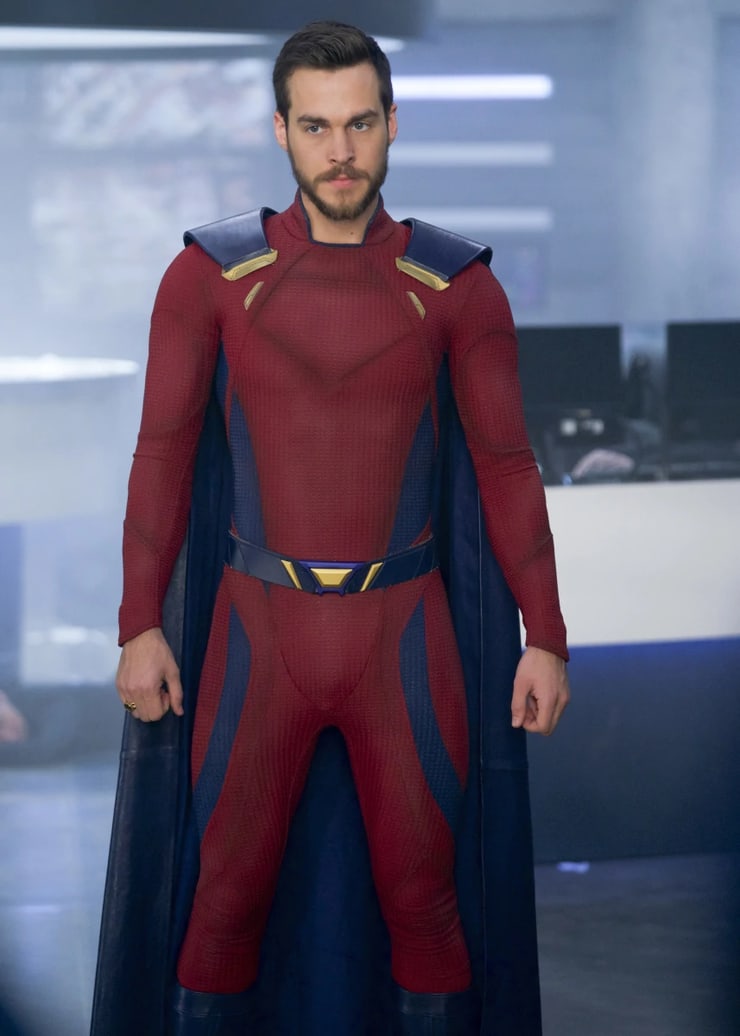 Mon-El (Chris Wood)