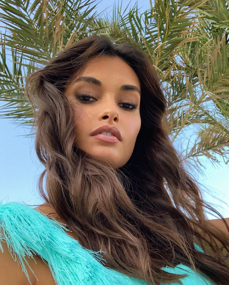 Gizele Oliveira Gizele Oliveira