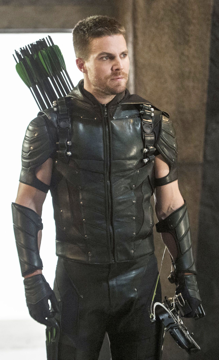 Green Arrow / Oliver Queen (Stephen Amell)