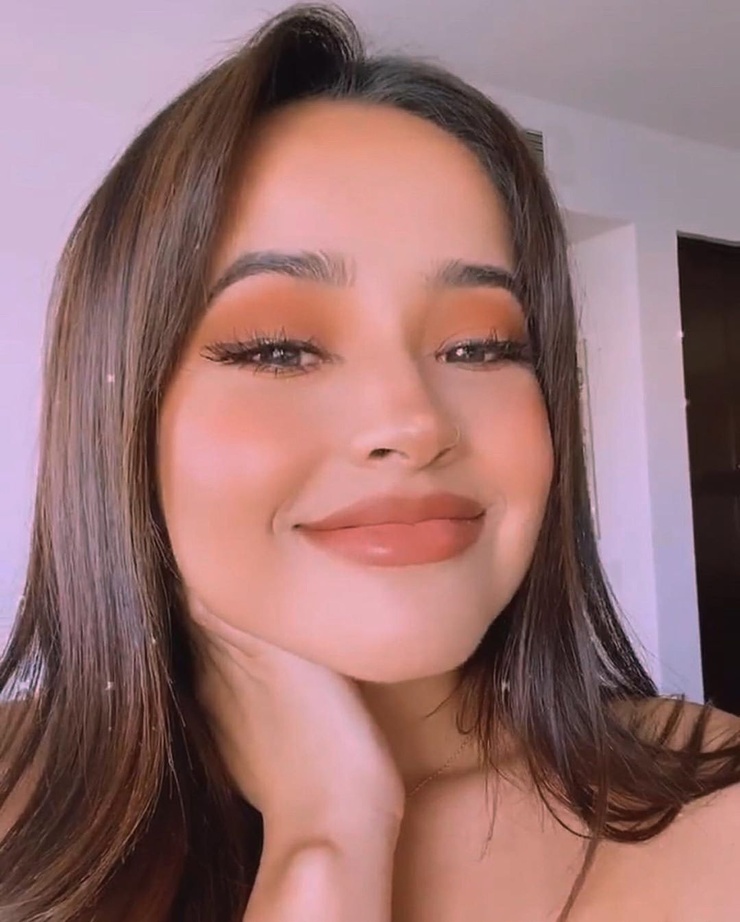 Becky G.