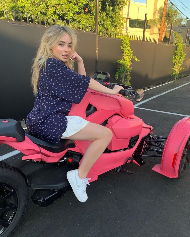 Sabrina Carpenter