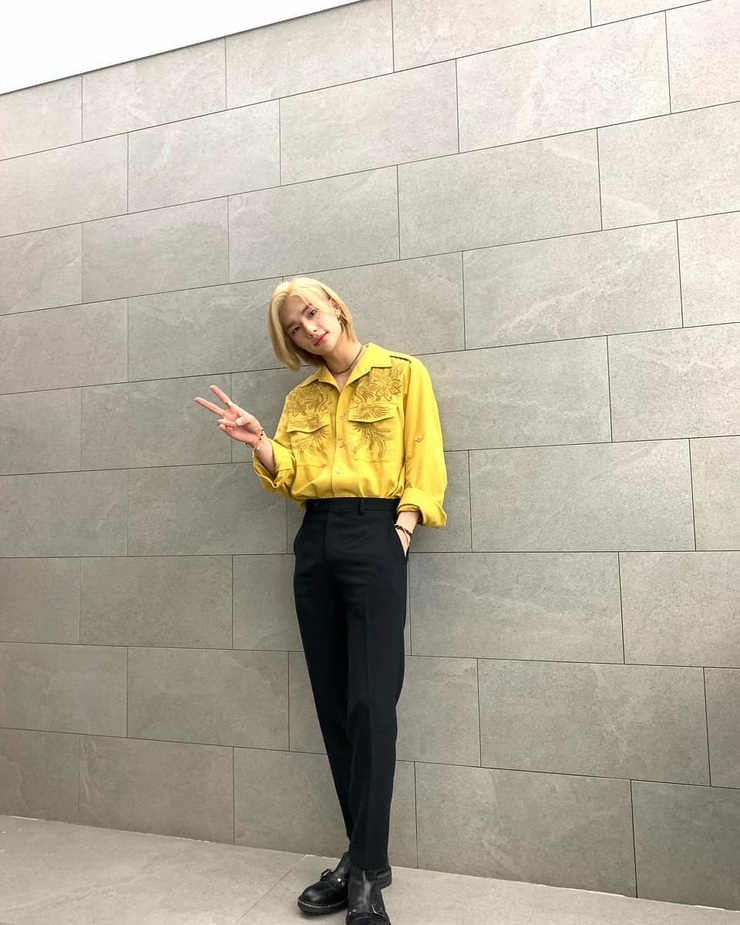 Hyun-Jin Hwang Hyun-Jin Hwang