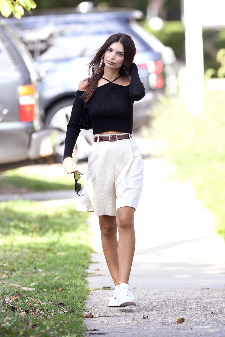 Emily Ratajkowski