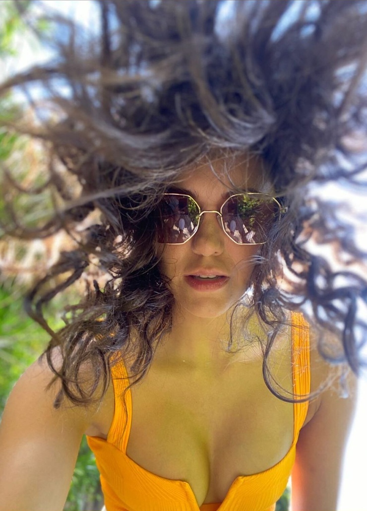 Nina Dobrev