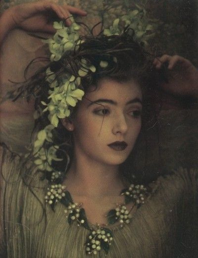 Mia Sara