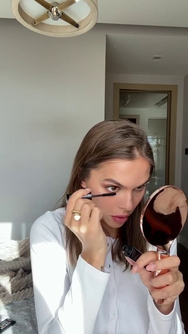Viki Odintcova