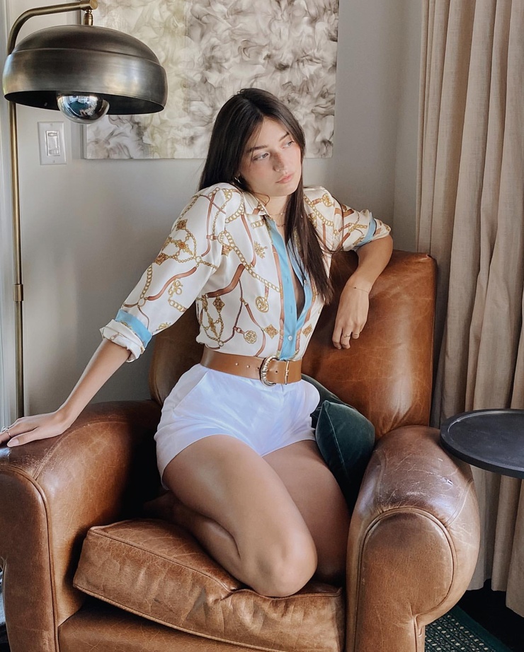 Jessica Clements Jessica Clements