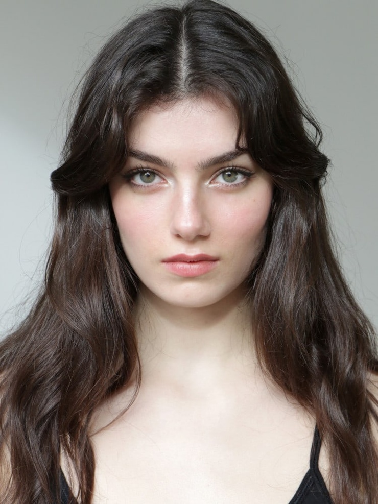 Zoïa Mossour Zoïa Mossour