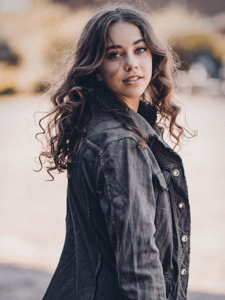 Picture of Luzie Nadjafi