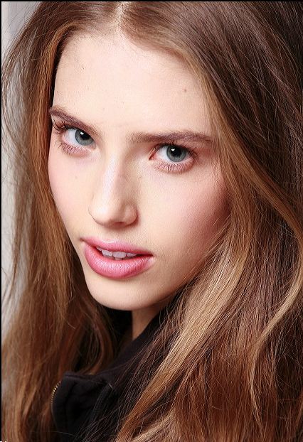 Taryn Davidson Taryn Davidson