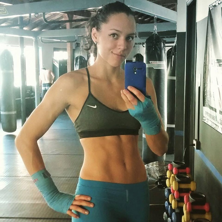 Alejandra Lara