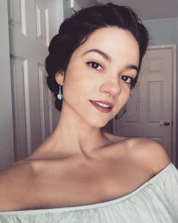 Lauren LaVera Lauren LaVera