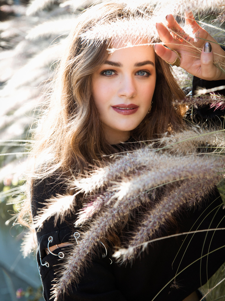 Mary Mouser Mary Mouser