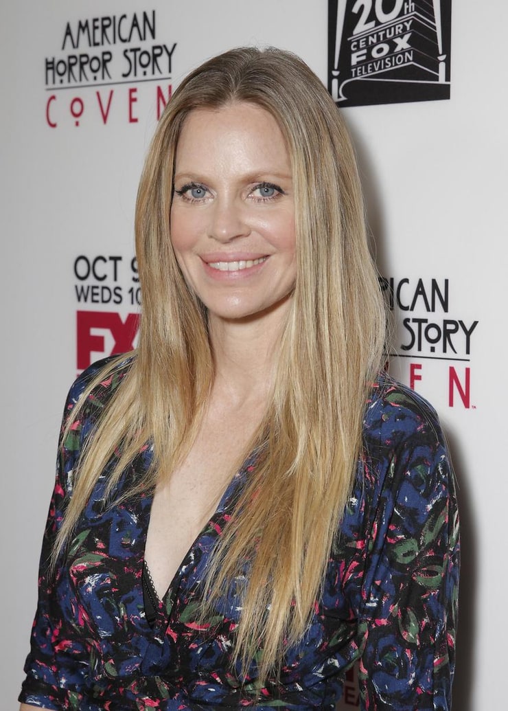 Kristin Bauer van Straten