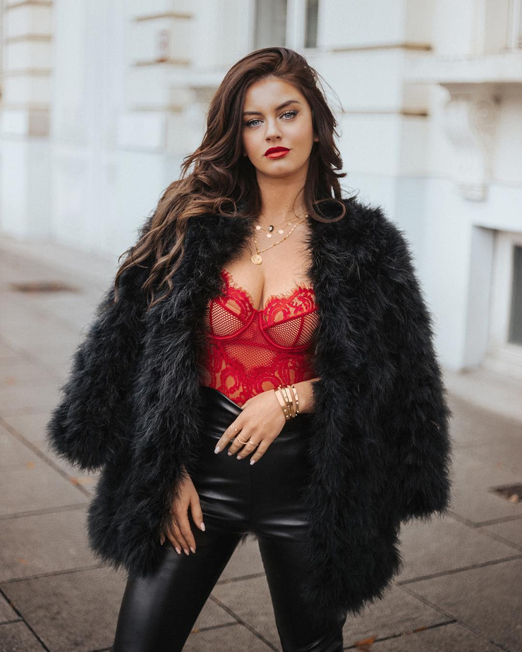Aurela Skandaj