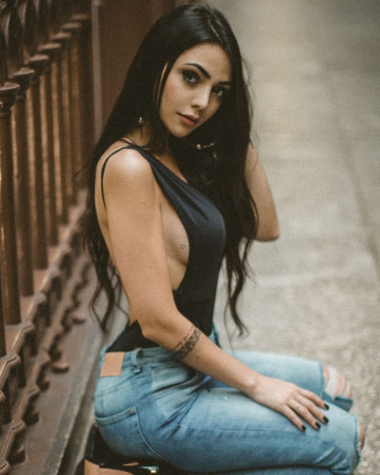 Nyvi Estephan Nyvi Estephan