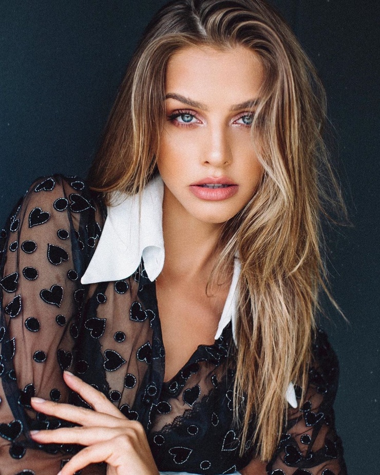 Marina Laswick picture