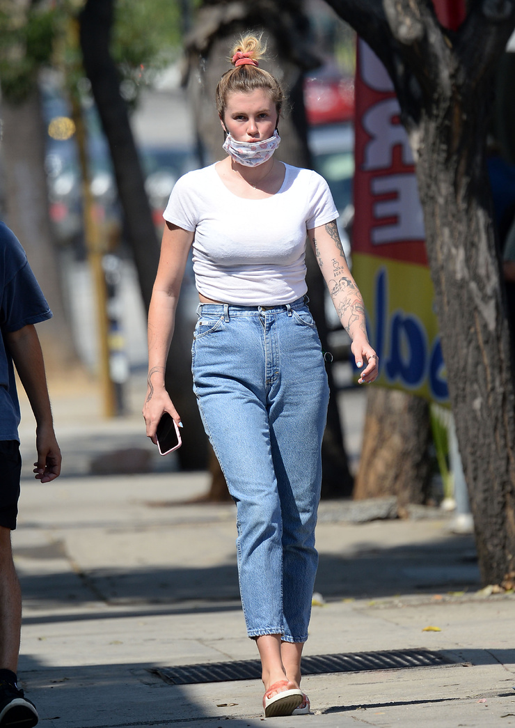 Ireland Baldwin