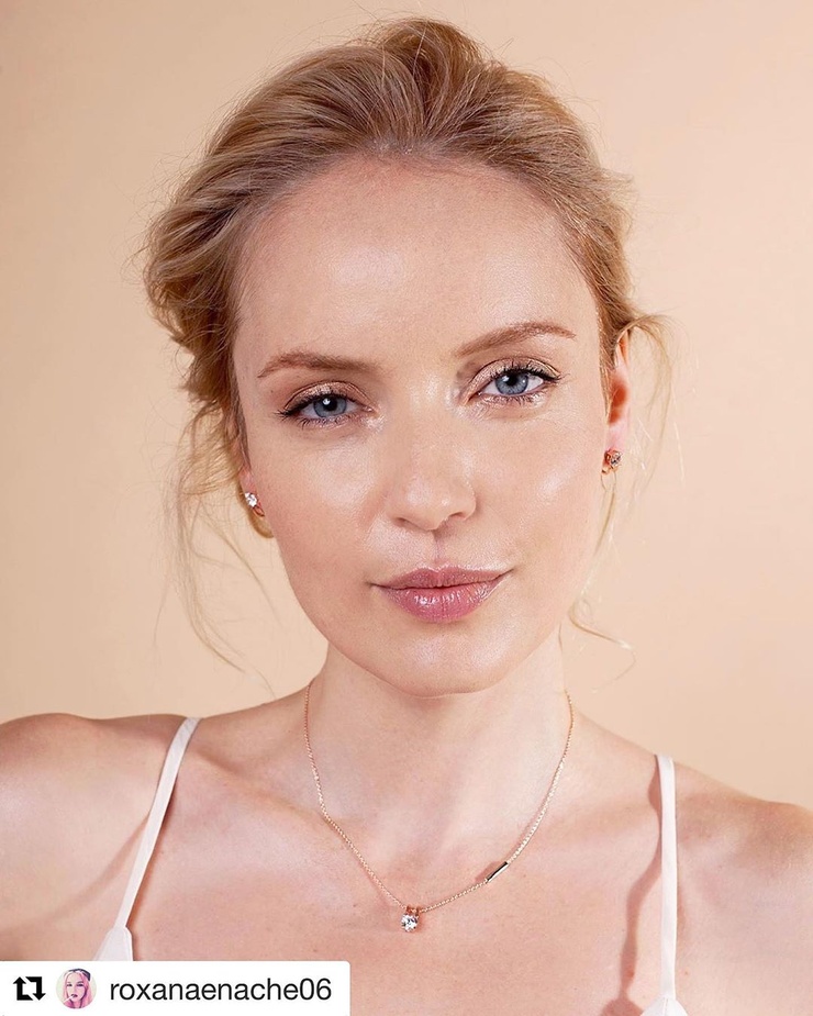Cristiana Grasu Cristiana Grasu