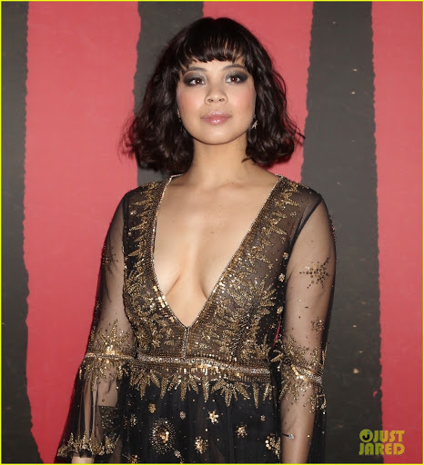 Eva Noblezada