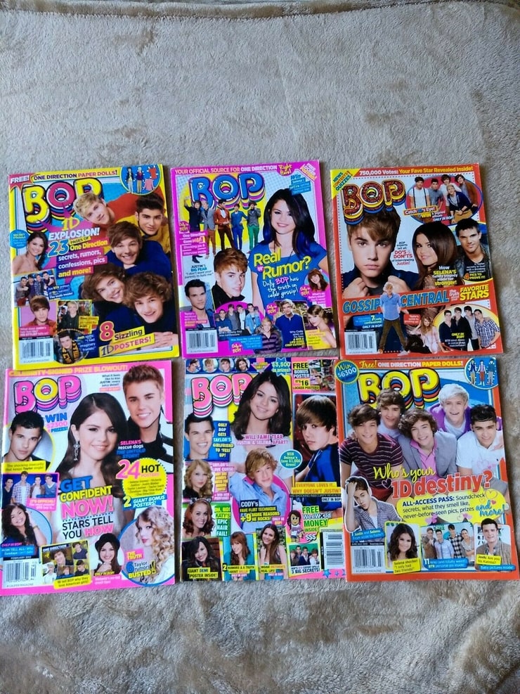 LOT of 9 BOP 2011-2012 Teen Magazine with POSTERS INCLUDED and attached