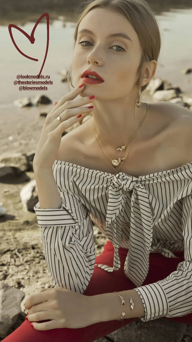 JENYA Monakhova