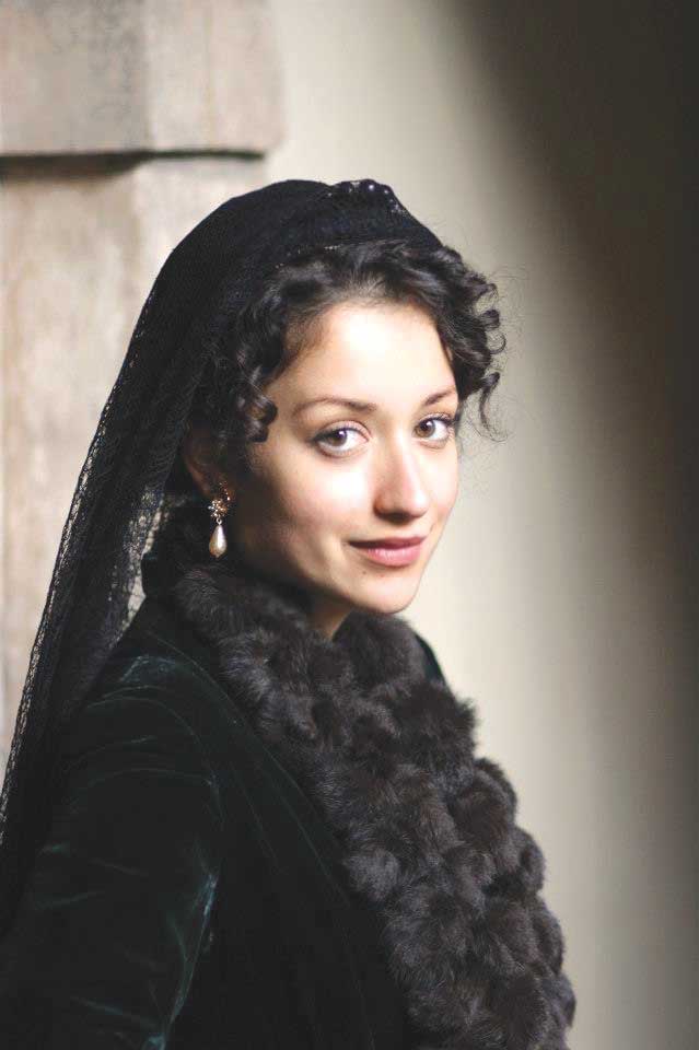 Rosaline Elbay Rosaline Elbay