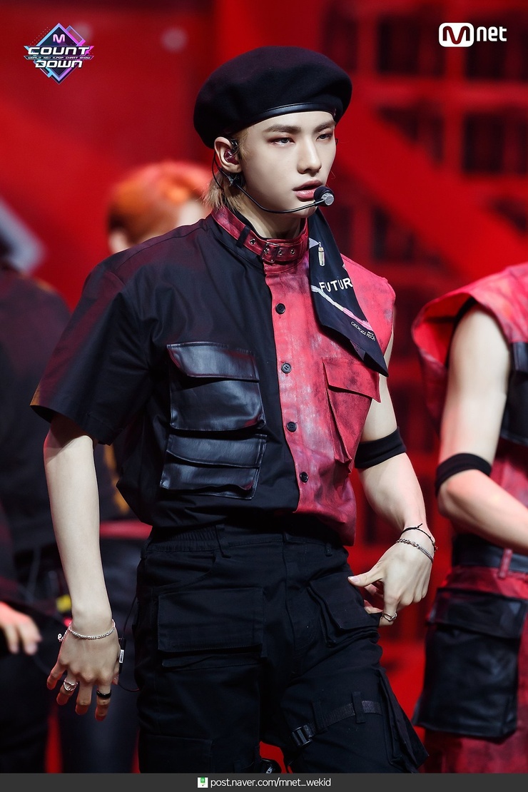 Hyun-Jin Hwang