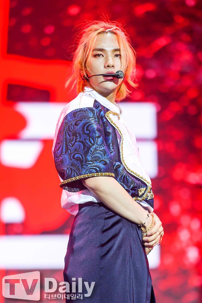 Hyun-Jin Hwang