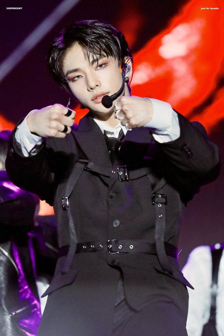 Hyun-Jin Hwang