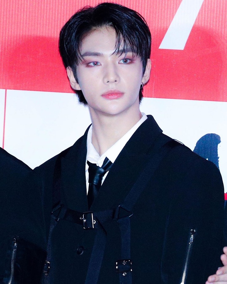 Hyun-Jin Hwang